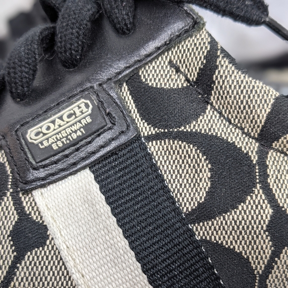Coach EUC Joss sneakers 6 black logo C - Picture 10 of 16